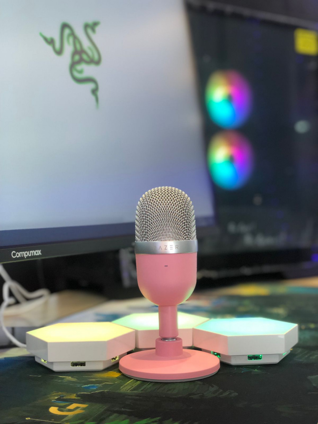 Micrófono RAZER SEIREN mini ultra compact condenser rosado